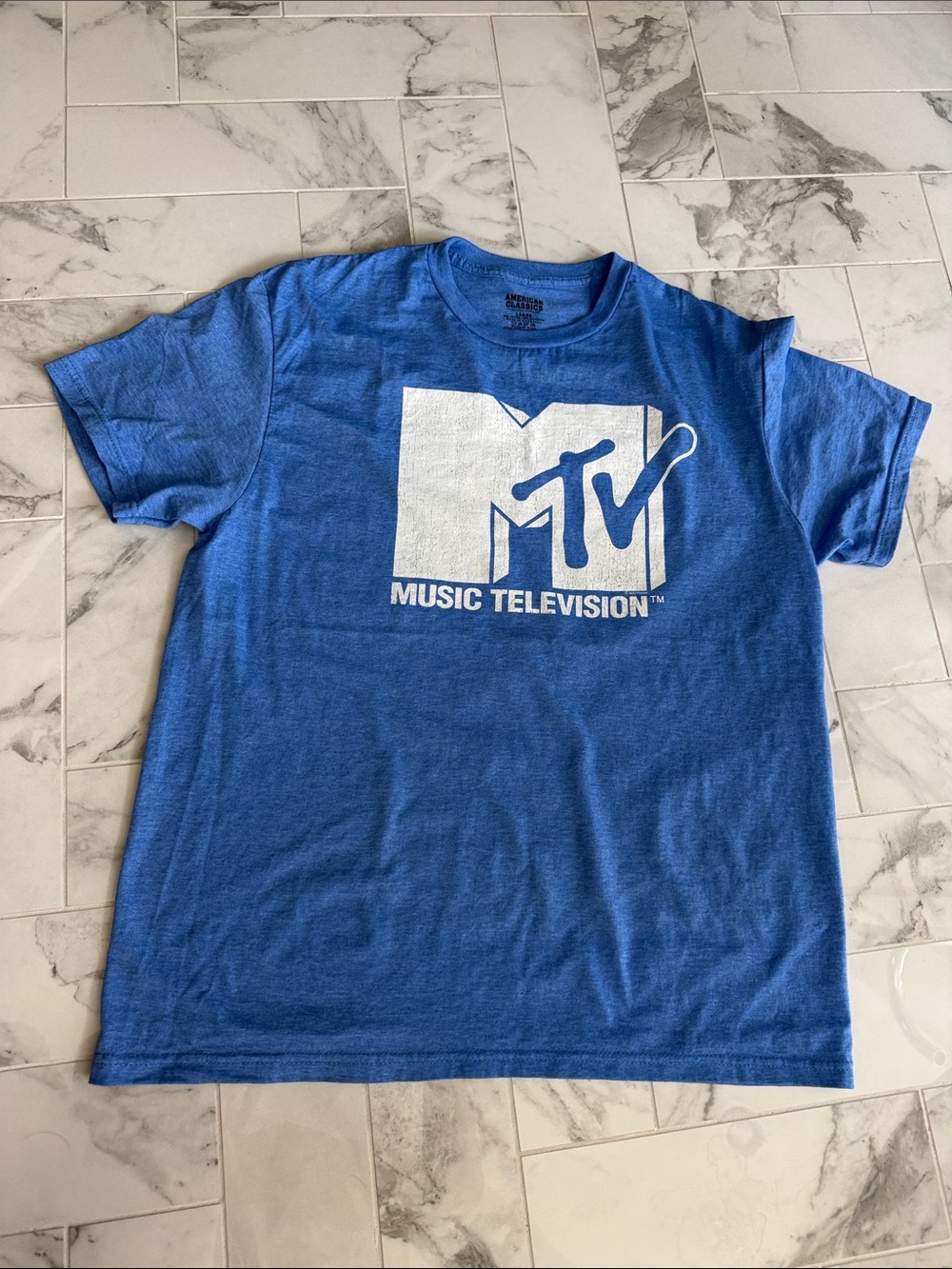 MTV Logo Short-Sleeve Graphic Tee in Blue